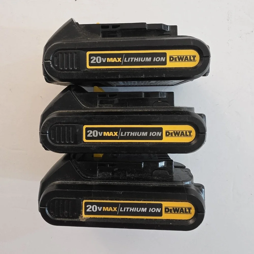 Lot Of 3 Genuine DeWalt DCB207 20V MAX Lithium-Ion Battery 1.3 Ah Tested Works